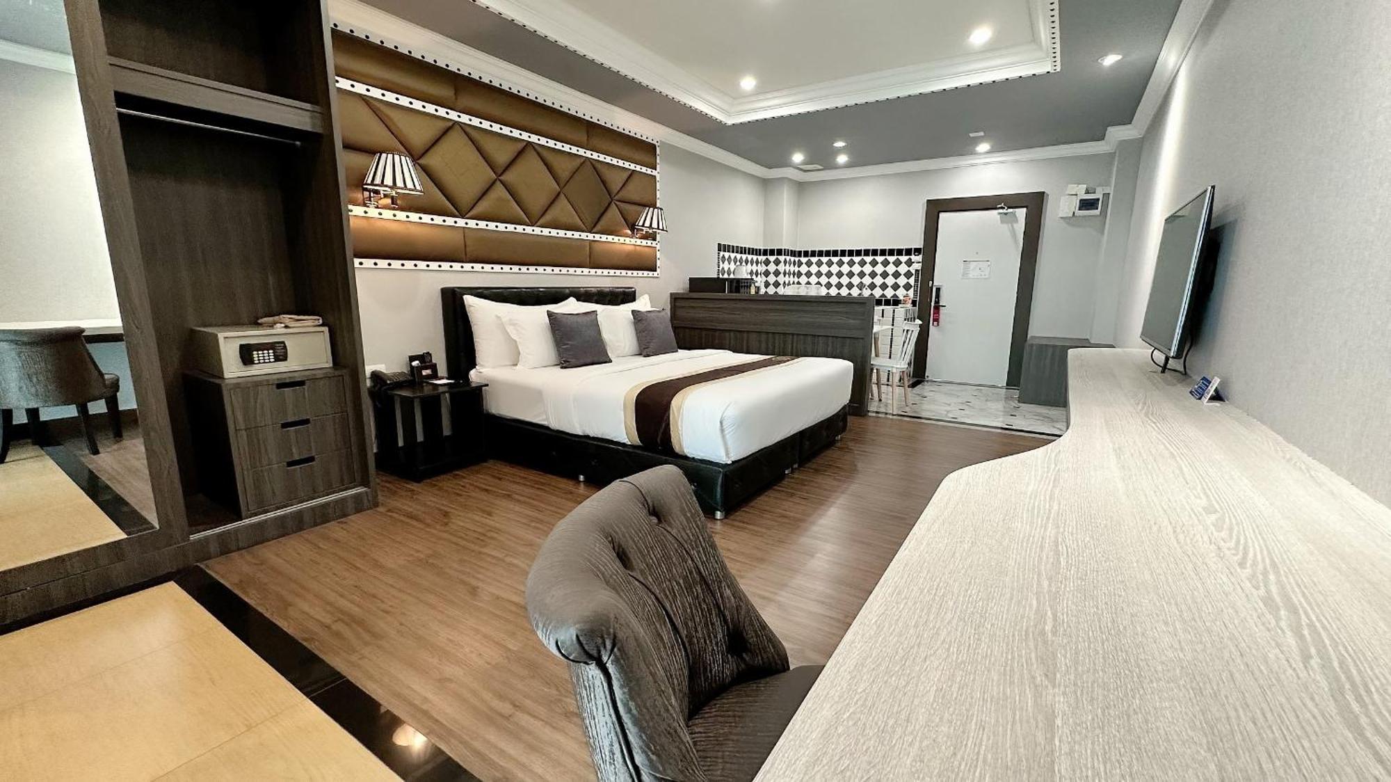 Ktk Pattaya Hotel & Residence Exteriör bild