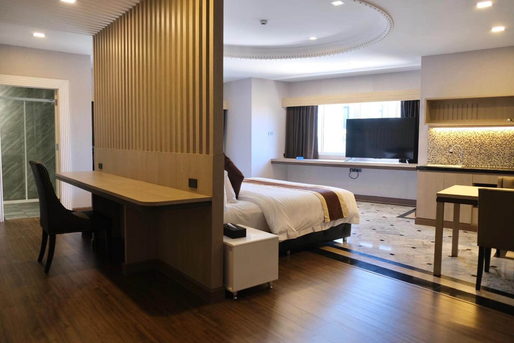 Ktk Pattaya Hotel & Residence Exteriör bild