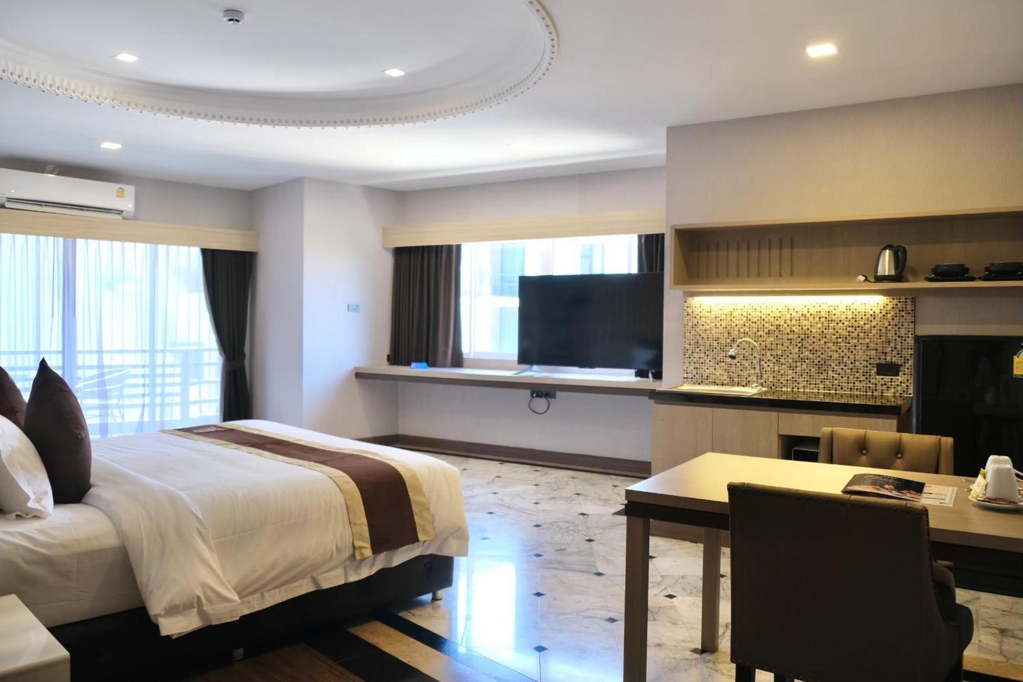 Ktk Pattaya Hotel & Residence Exteriör bild
